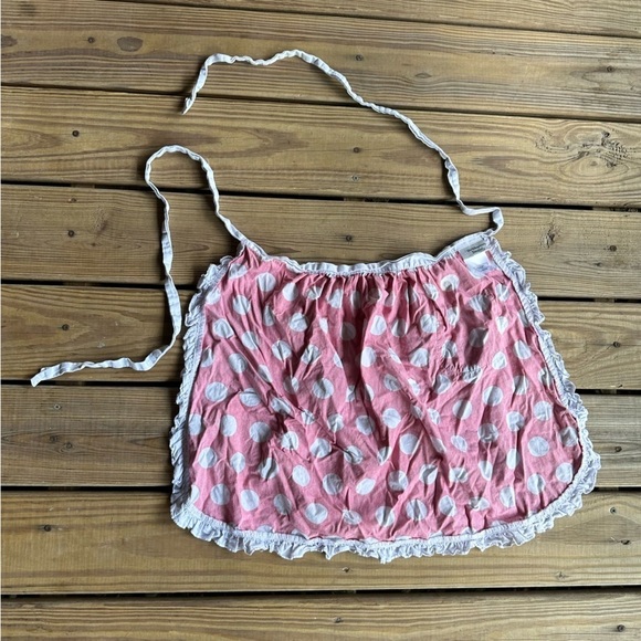 Minnie Mouse Disney Parks Red White Polka Dot Apron Ruffled Tie Waist w/ Pocket - Picture 2 of 12